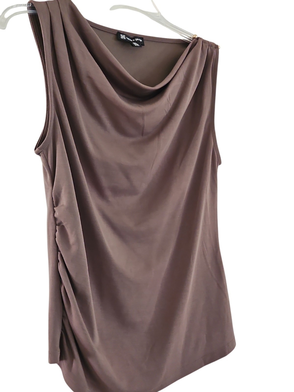 Cable & Guage Ruched Top Size M Taupe Sleeveless Shoulder Detail